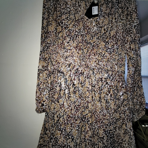 Dress - Picture 2 of 4